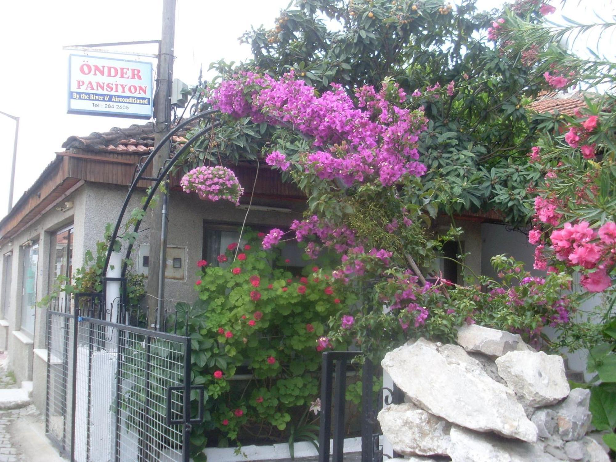 Onder Pansiyon Dalyan Exterior foto